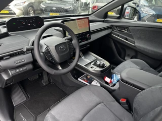 Toyota C-HR+ Executive AWD 77 kWh NIEUW DIRECT LEVERBAAR! 20'' LM-VELGEN STOEL/STUURVERW 360° CAMERA LEER EL-STOEL BLIND SPOT NAVI / 8