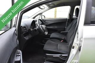 Toyota Verso-S 1.3 VVT-i NAVIGATIE/CAMERA/PDC/CLIMA/ETC.! / 11