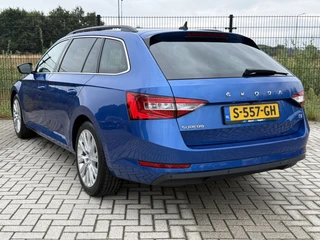 Škoda Superb Combi 1.4 TSI iV Business Edition Camera | PDC | Carplay | Stoelverwarming | / 6