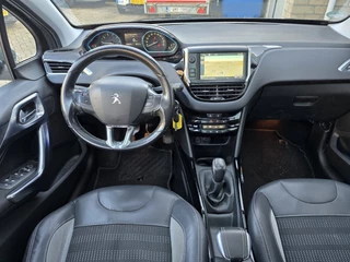 Peugeot 2008 1.2 PureTech Allure Pano Navi / 8