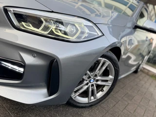 BMW 1 Serie 118i Business Edition M Sport I Carplay I Hifi I Climate contr. / 9