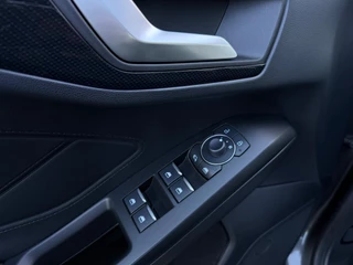 Ford Focus Wagon 1.0 EcoBoost Hybrid ST Line Carbon / 11
