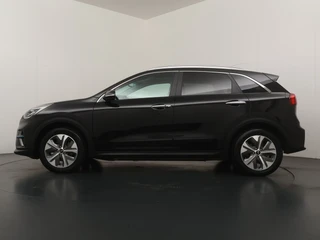 Kia e-Niro DynamicPlusLine 64 kWh - SOH 96,0% - Schuif-/kanteldak - Stoel-/stuurverwarming - Navigatie - Cruise Control - Keyless - Fabrieksgarantie tot 07-2028 / 5