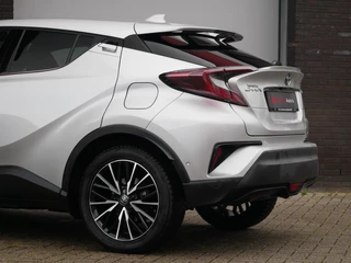 Toyota C-HR 1.8 Hybrid Executive JBL Audio| Leder| ACC| Dealer onderhouden / 26