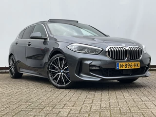 BMW 1 Serie 120i M-Sport Automaat Pano.dak Leer Stoel/Stuurverw HUD Carplay Stoelverw Led VOL! / 2