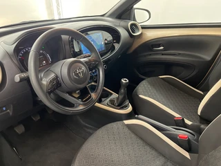 Toyota Aygo X 1.0 VVT-i MT Pulse / 9