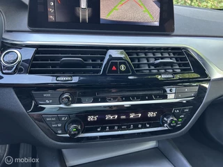 BMW 5-serie Touring 530i High Exec/Pano/Head Up/Leer/19"/LED / 18