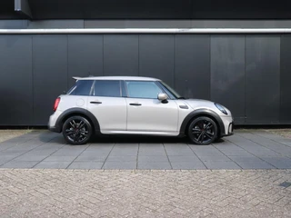MINI 5-Deurs 1.5 Cooper MINI Yours LEDER | AUT. | SPORTSTOELEN | CAMERA | STOEL/STUURVERW. | CRUISE | NAVI | / 5