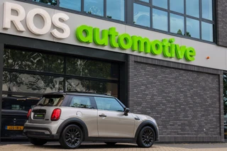 MINI 3-deurs 1.5 Cooper Classic  | PANO | HUD | CAMERA | KEYLESS | LEDER | / 2