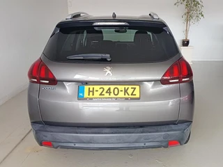 Peugeot 2008 1.2 Style / 5