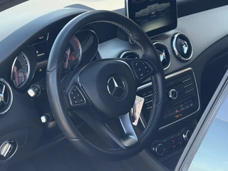 Mercedes-Benz CLA Shooting Brake 180 Lease Edition Navi / Clima / Lm Velgen / Half Leer / PDC / 45