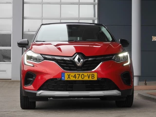 Renault Captur 1.6 E-Tech Plug-in Hybrid 160 Intens | Panorama dak | Achteruitrijcamera | Lichtmetalen velgen | Navigatie | Cruise control | Stoelverwarming | / 4