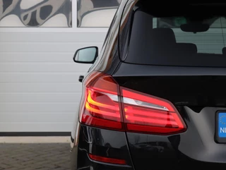 BMW 2-serie Active Tourer 220i High Executive M-sport | Uniek!! / 49