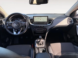 Kia XCeed 1.0 T-GDi DynamicPlusLine | Stoel- en stuurverwarming | Keyless entry/start | Achteruitrijcamera | Parkeersensoren achter | Apple/Android Carplay | Cruise control | Climate control | Navi / 21