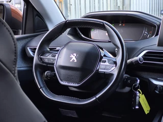 Peugeot 3008 1.2 PureTech Allure|Panorama|Trekhaak|NW Riem / 23