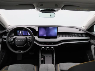 Skoda Superb Combi 1.5 TSi 204 Pk PHEV Edition | Panoramadak | Stoelverwarming | Camera | Trekhaak | Adaptive Cruise | 17 Inch | 23.131 Km !! / 41