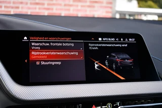 BMW 2 Serie Gran Coupé 218i M-Sport  Shadowline Trekhaak 18inch Live-cockpit Sfeerverlichting / 15