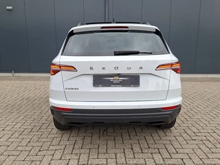 Skoda Karoq 1.0 TSI Ambition * Panoramadak * Camera * Adaptieve Cruise Control * / 19