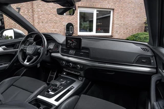 Audi Q5 2.0 TFSI Quattro Sport S Line Edition 252 PK Aut. Pano Stoelverwarming Xenon 19'' / 13