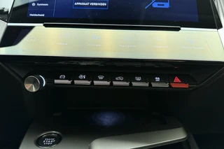 Peugeot 308 1.6 Plug-in Hybrid 180pk Automaat Allure Avantage | Navigatie | Apple Carplay/Android Auto | Achteruitrijcamera | Adapt. Cruise control | Climate control | Keyless entry | Stoel- en stuurverwarming / 27