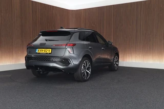 Audi Q3 1.5 272pk e-hybrid S edition Trekhaak Camera Keyless Panoramadak Stoelverwarming Virtual Cockpit Navigatie 2x S-Line / 10