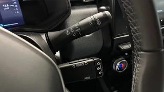 Renault Clio 1.6 E-Tech Full Hybrid 145 evolution CAMERA NAVI CARPLAY CRUISE. / 26