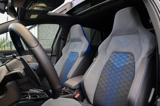 Volkswagen Golf 2.0 TSI R 4Motion  | PANO | AKRAPOVIC | DODE HOEK | STUURVERW | IQ-LIGHT | / 6