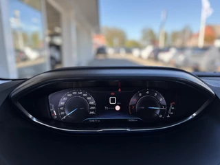Peugeot 3008 1.2T 130pk Blue Lease Executive | Dealeronderhouden | Trekhaak | Navigatie | Parkeersensoren | Climate Control | Apple Carplay/Android Auto / 22