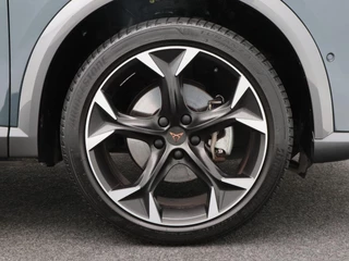 CUPRA Formentor 1.4 e-Hybrid 204 Pk / 9