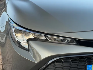 Toyota Corolla 1.8 HYBRID Automaat Navi Camera Trekhaak ACC / 5