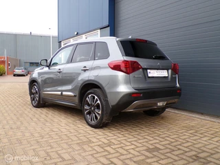 Suzuki Vitara 1.0 Boosterjet Stijl / 7