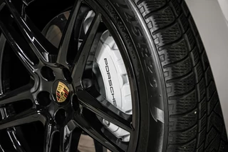 Porsche Macan 2.9 Turbo|Krijtgrijs|Pano|Leder|Chrono|Luchtv. / 33