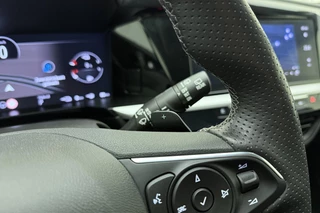 Opel Grandland 1.6 Turbo Plug-In Hybrid 300PK 4x4 GSe | Adaptive Cruise Control | 360° Camera | Stoelverwarming | Elektrische achterklep | Alcantara Bekleding | Camera | 19'' LM Velgen / 24
