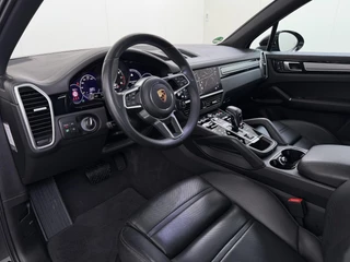 Porsche Cayenne 3.0 E-Hybrid Platinum Edition SOH 100%! 340kw | MEM. SEATS | Luchtvering | pano | stoelverwarming + verkoeling | 360 camera | Bose | sportchrono | mega knappe auto! | incl 12 mnd Bovag garantie | / 22