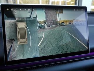 Leapmotor C10 Design REEV 28.4 kWh | Demo | 1500 trekgewicht | Nieuw uit voorraad Leverbaar | Panoramadak | Camera | 20 inch | Elektrische achterklep / 28