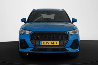 Audi Q3 45 TFSI e S Line / 16