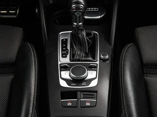 Audi A3 Sportback 30 TFSI Sport S Line Edition | Automaat | 3x S-Line | LED | Navigatie | Cruise Control | 18" / 32