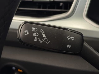 Volkswagen T-Roc 1.5 TSI Goal Edition | Automaat | Stoelverwarming | ACC | Clima | Navi | PDC | Carplay | ( Vestiging - Nieuwegein ) / 15