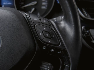 Toyota C-HR 1.8 Hybrid Bi-Tone CAMERA | JBL | STOELVERWARMING / 7