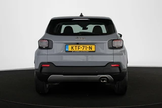 Jeep Avenger 1.2 e-Hybrid Altitude Achteruitrijcamera Apple CarPlay 17" / 14
