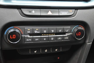 Kia Ceed 1.0 T-GDi 100pk Design Edition / 23