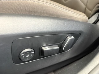 BMW i5 eDrive40 84 kWh  Head-Up ACC PDC Trekhaak M-Sport Leder 24 Maanden garantie* (Vraag naar de voorwaarden) / 24