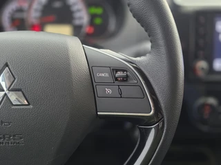 Mitsubishi Space Star 1.2 Intense / 21