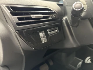Citroen C4 SpaceTourer 1.2 PureTech Shine CAMERA CARPLAY ECC CRUISE LM 26000 KM. / 18