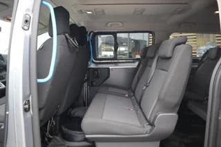 Toyota PROACE Electric Verso LONG EXTRA RANGE DYNAMIC 75KWH 8-PERSOONS ROLSTOELAUTO VERLAAGD-INBOUW-OPRIJPLAAT 2x SCHUIFDEUR / 32