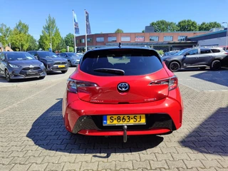 Toyota Corolla 1.8 HYBRID STYLE BI-TONE STOELVERW TREKHAAK KEYLESS 17'' LM-VELGEN APPLE/ANDROID CLIMA AD-CRUISE PRIVACY GLASS / 36