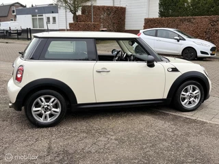 Mini 1.6 one airco stoelverwarm. 1e eigenaar 86dkm nw apk / 7