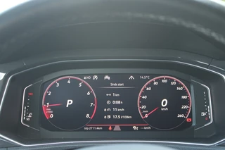 Volkswagen T-Roc 1.5 TSI R-Line Org. NL | Af. Trekhaak | Virtueel | ACC | Stoel/stuurverwarming / 5