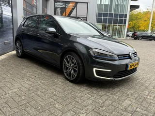 Volkswagen Golf 1.4 TSI GTE Connected Series|PANO|LEER|SFEER|ABC!|STOELV / 8