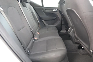 Volvo XC40 1.5 T2 Momentum Core|Automaat|LED|Camera|Cruise|Navi|Clima / 20